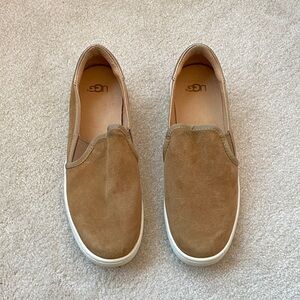 UGG Women's Cas Suede Slip-On Sneakers Chestnut Tan Size 8